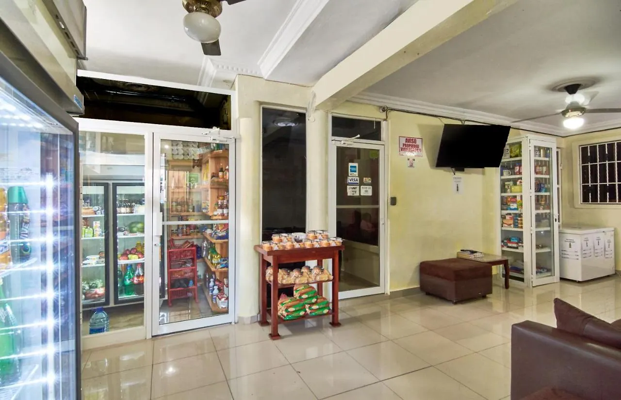 2 Bedroom Apartment Prime Location Great Services! La Viva